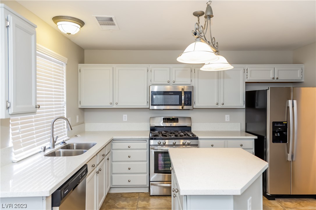 415 Opal Drive Henderson, NV 89015 - Photo 7 of 15