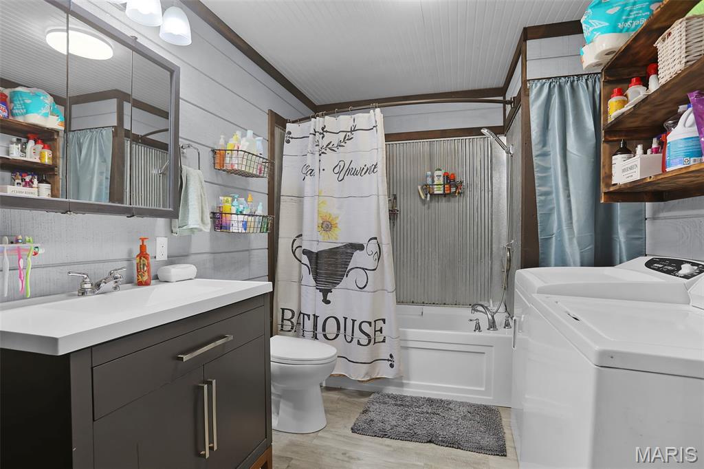 613 22nd Street Hillsboro, IL 62049 - Photo 17 of 36