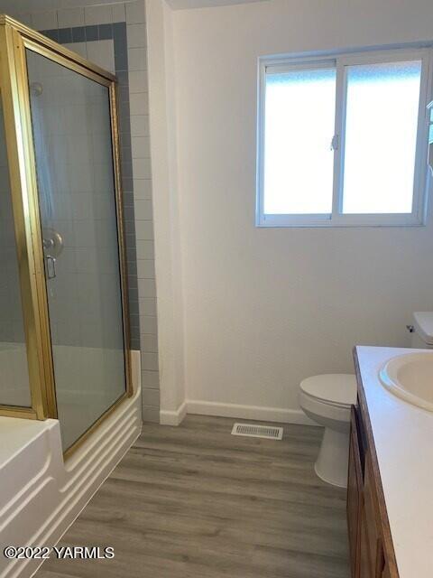 2807 Nelson Road Yakima, WA 98903 - Photo 5 of 11 a bathroom with a toilet and a shower