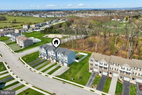 $284,900 | 61 Ayrshire Drive, Hanover, PA 17331