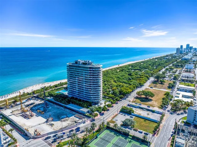 $8,600,000 | 8701 Collins Avenue, Unit 701, Surfside, FL 33154