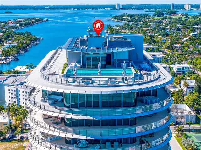 $8,600,000 | 8701 Collins Avenue, Unit 701, Surfside, FL 33154