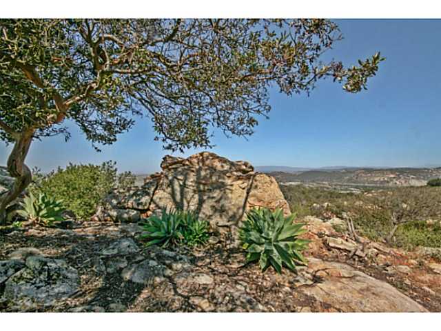 1818 Via Ladera Fallbrook, CA 92028 - Photo 10 of 25