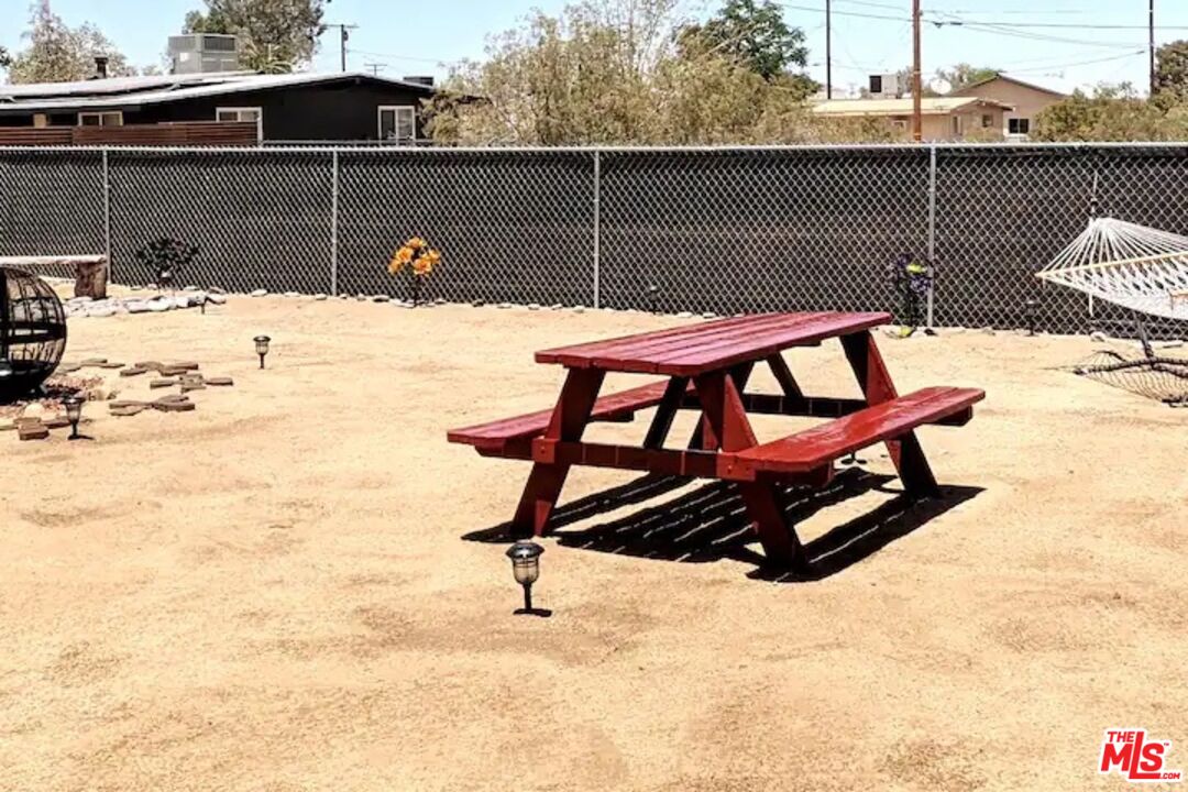 5176 Sunfair Road Joshua Tree, CA 92252 - Photo 17 of 20