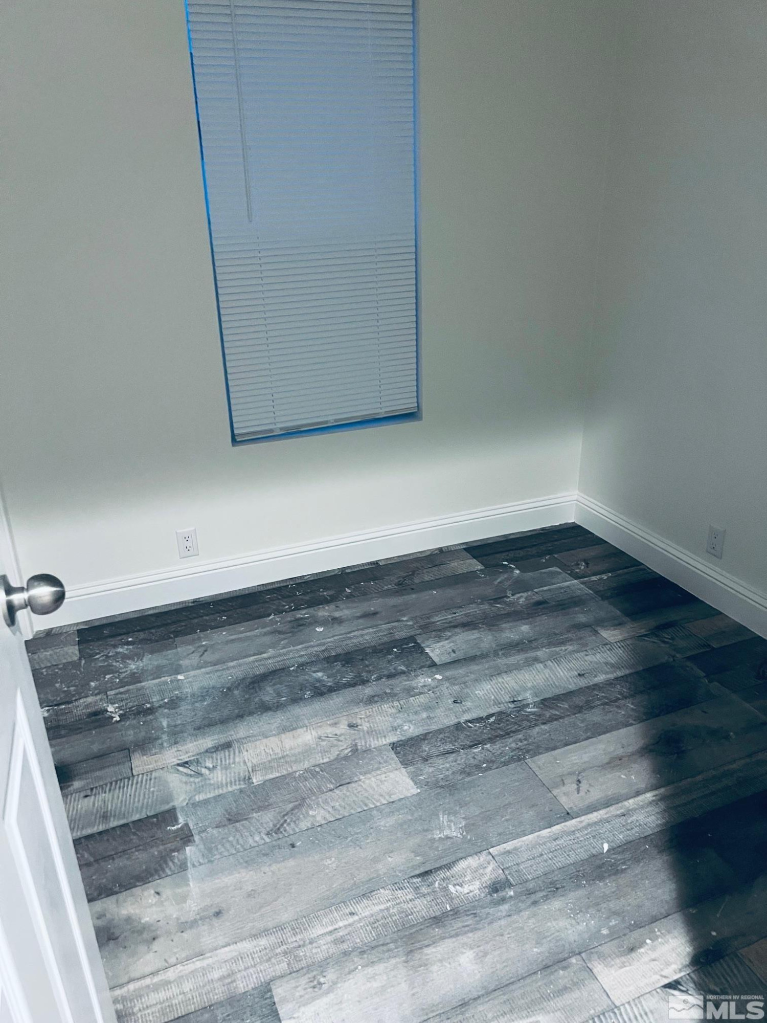 165 Walner Street Reno, NV 89506 - Photo 7 of 14 Photo 7