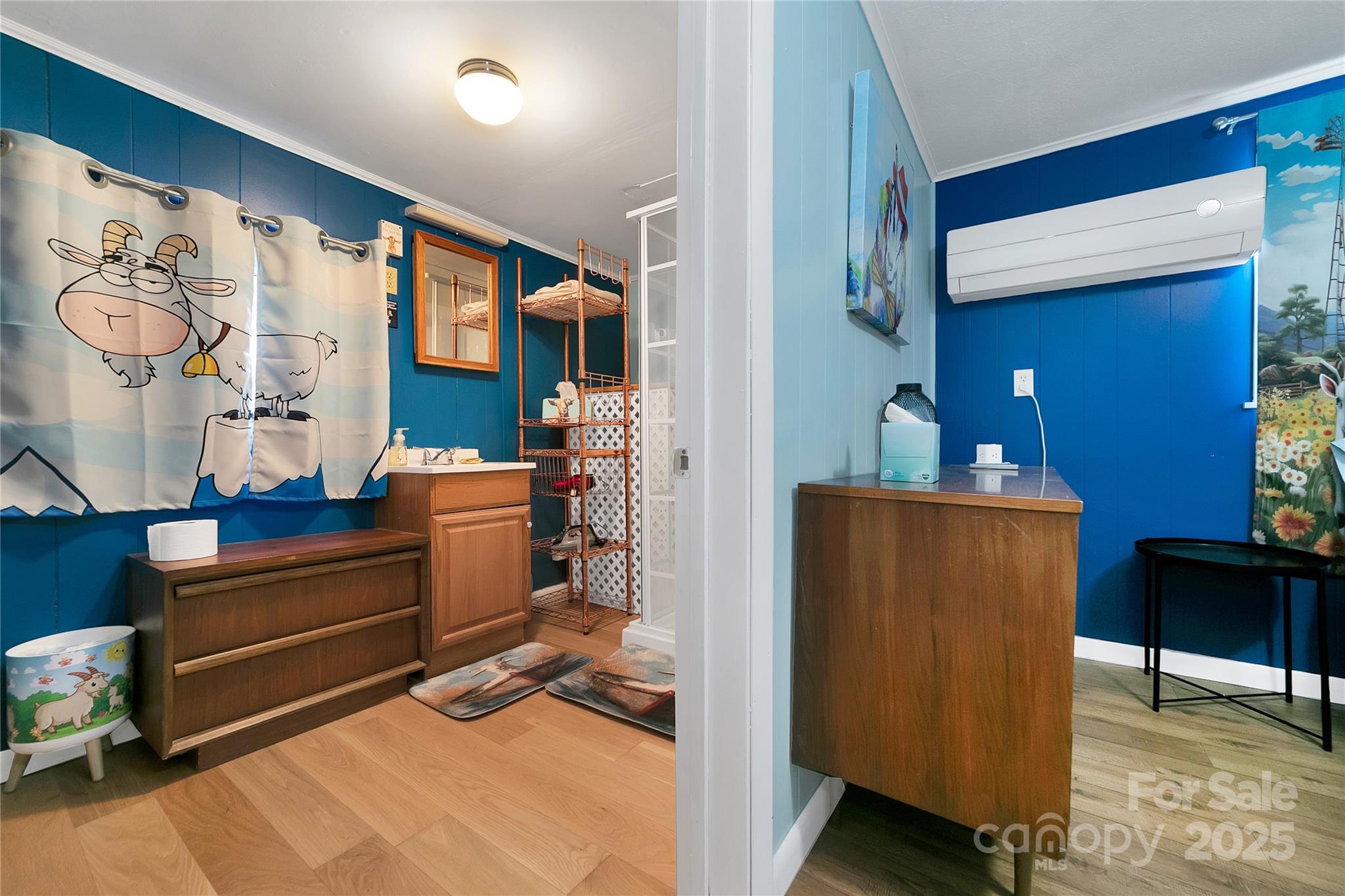 626 Fairview Loop Hot Springs, NC 28743 - Photo 21 of 44 a room with mirror and furniture