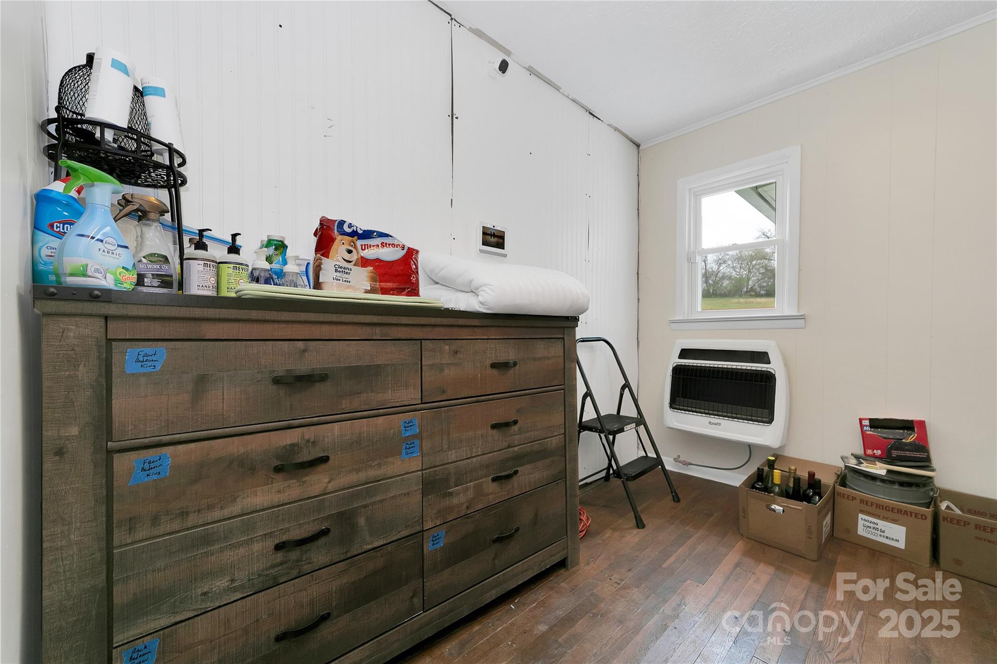 626 Fairview Loop Hot Springs, NC 28743 - Photo 33 of 44 a living room with furniture and a fireplace