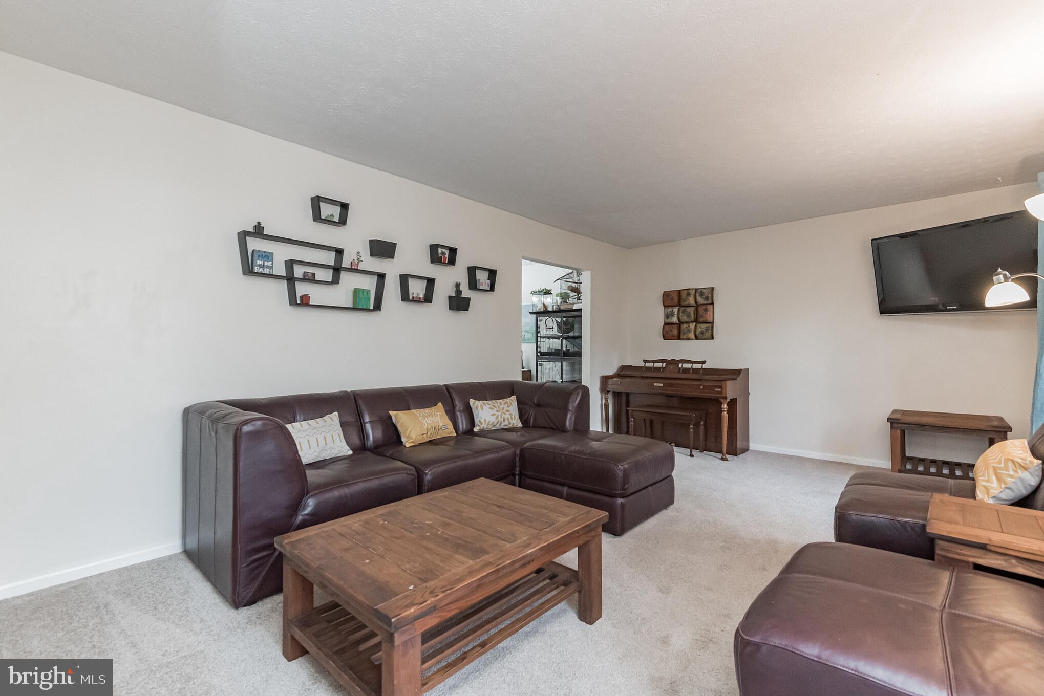 1909 Ridgewood Road Hanover, MD 21076 - Photo 6 of 35