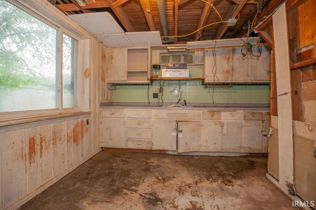 4916 Stringtown Road Evansville, IN 47711 - Photo 23 of 29