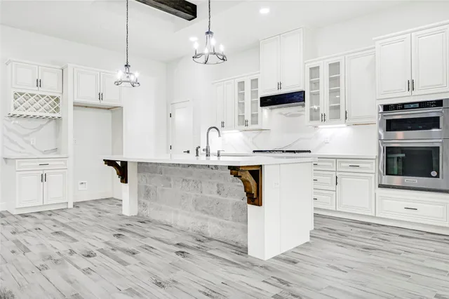 $699,750 | 104 Inscription Lane, Huntsville, TX 77340