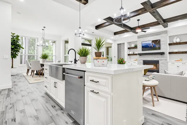 $699,750 | 104 Inscription Lane, Huntsville, TX 77340