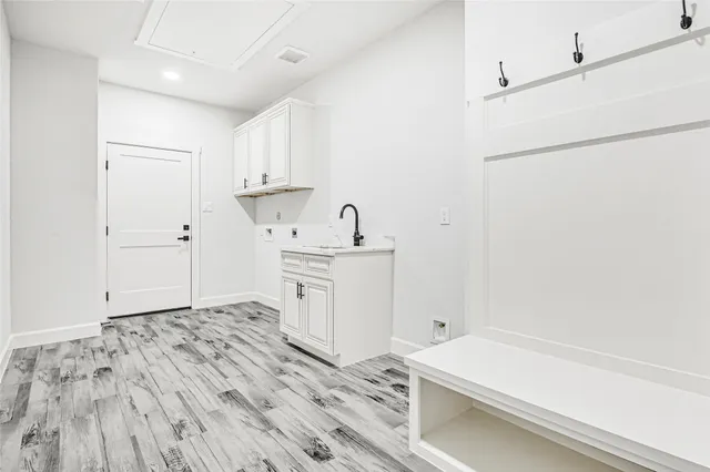 $699,750 | 104 Inscription Lane, Huntsville, TX 77340