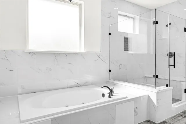 $699,750 | 104 Inscription Lane, Huntsville, TX 77340