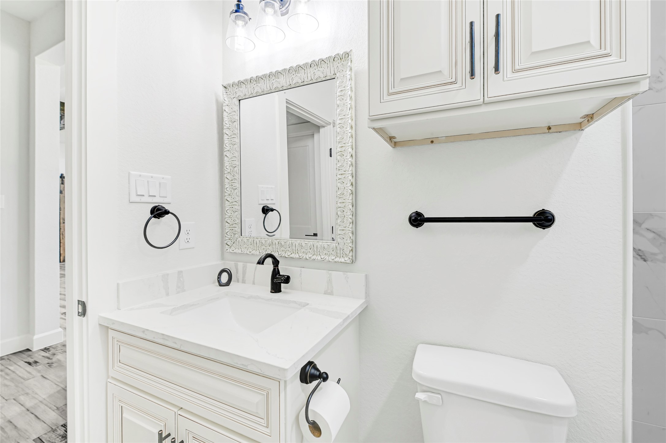 104 Inscription Lane Huntsville, TX 77340 - Photo 32 of 39 Bathroom