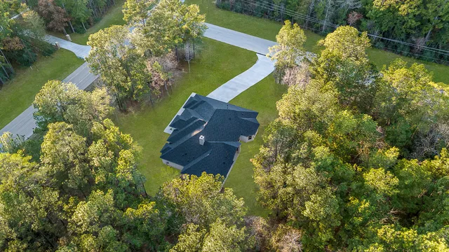 $699,750 | 104 Inscription Lane, Huntsville, TX 77340