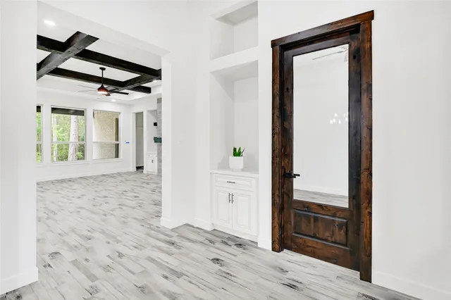 $699,750 | 104 Inscription Lane, Huntsville, TX 77340