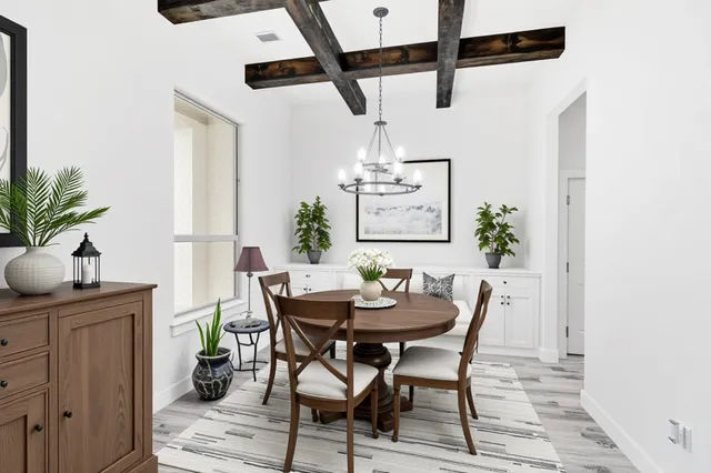 $699,750 | 104 Inscription Lane, Huntsville, TX 77340