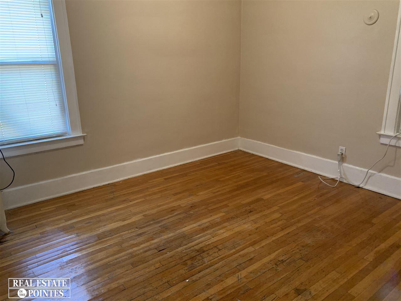 912 Nottingham Road Grosse Pointe Park, MI 48230 - Photo 11 of 30