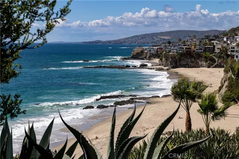 $95,000,000 | 32229 Coast Highway, Laguna Beach, CA 92651