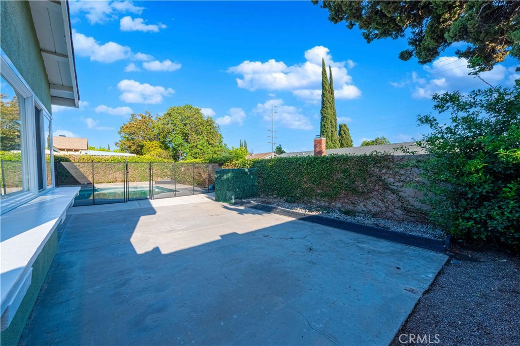 2232 Hawk Street Simi Valley, CA 93065 - Photo 36 of 39 a view of a backyard