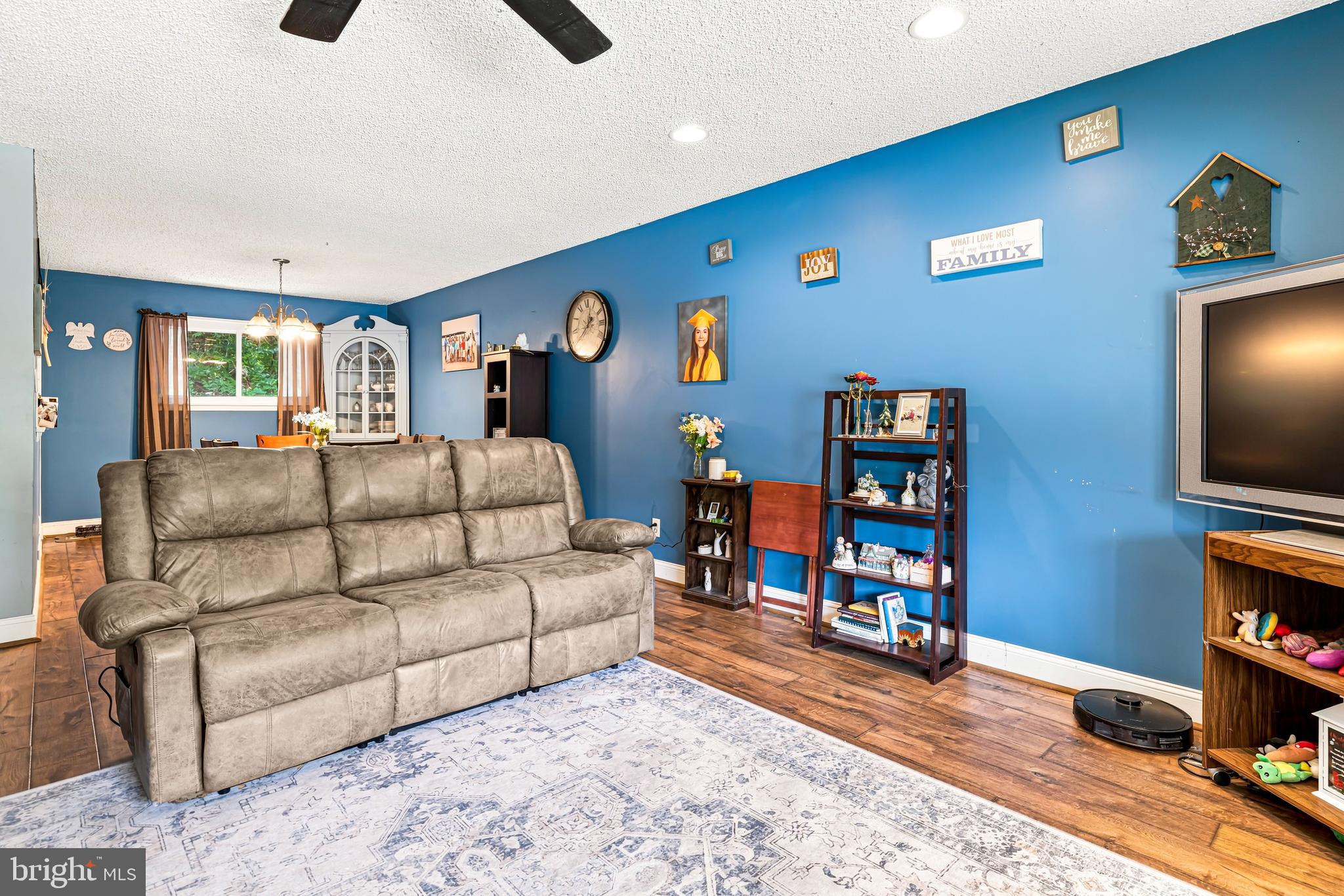 337 Golf Hills Road Havertown, PA 19083 - Photo 5 of 28 Gallery Image 5
