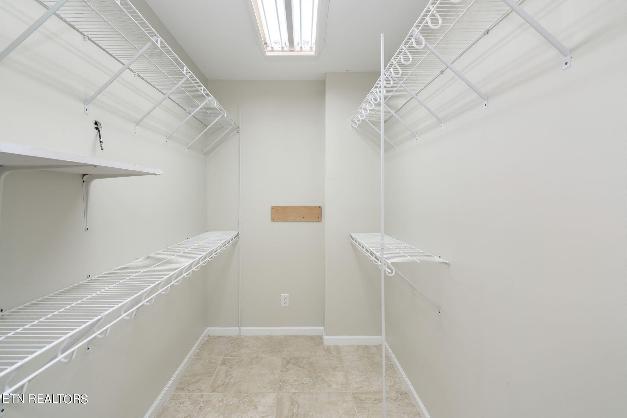 280 Blake Road Oakdale, TN 37829 - Photo 16 of 41 Gallery Image 16