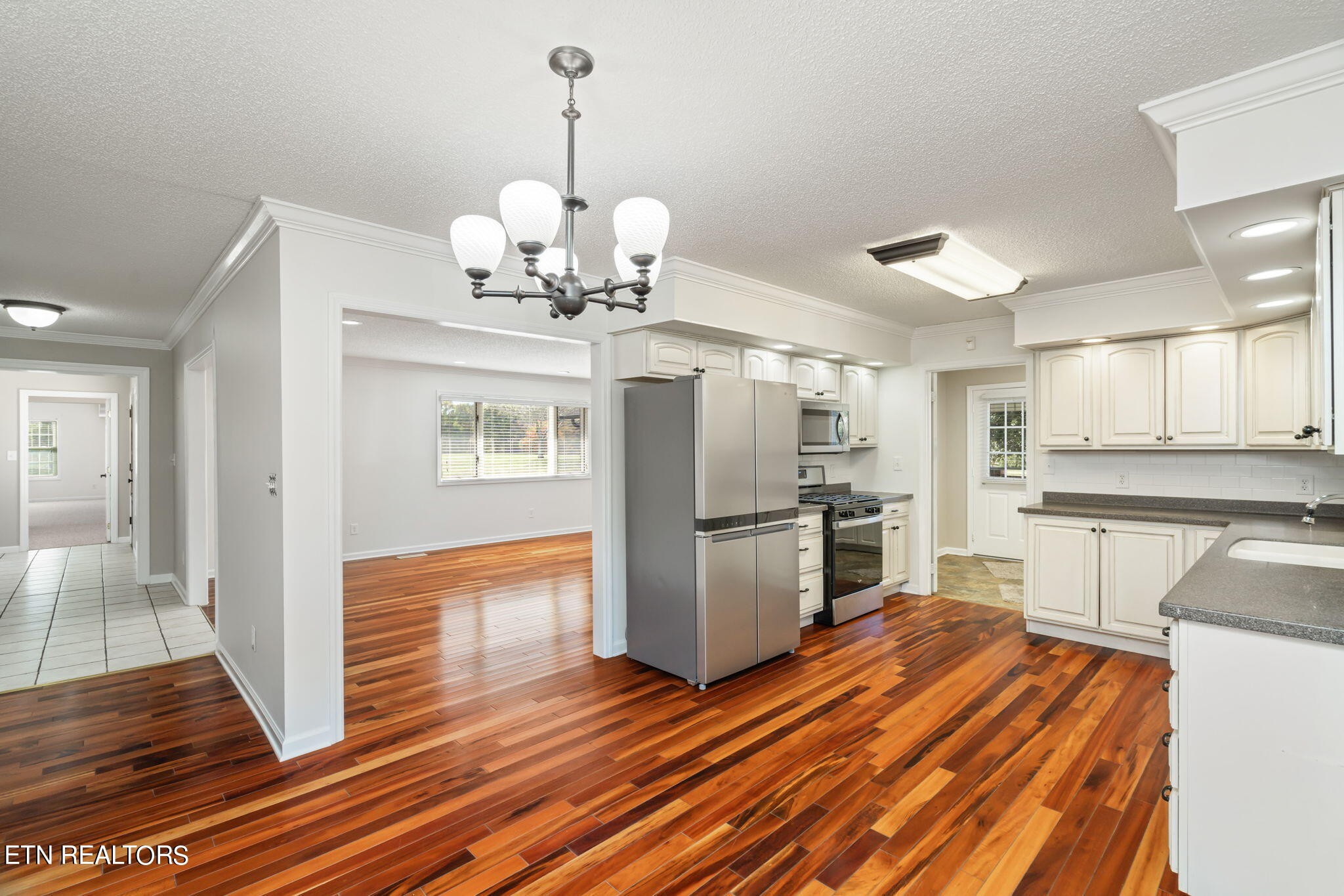 280 Blake Road Oakdale, TN 37829 - Photo 5 of 41 Gallery Image 5