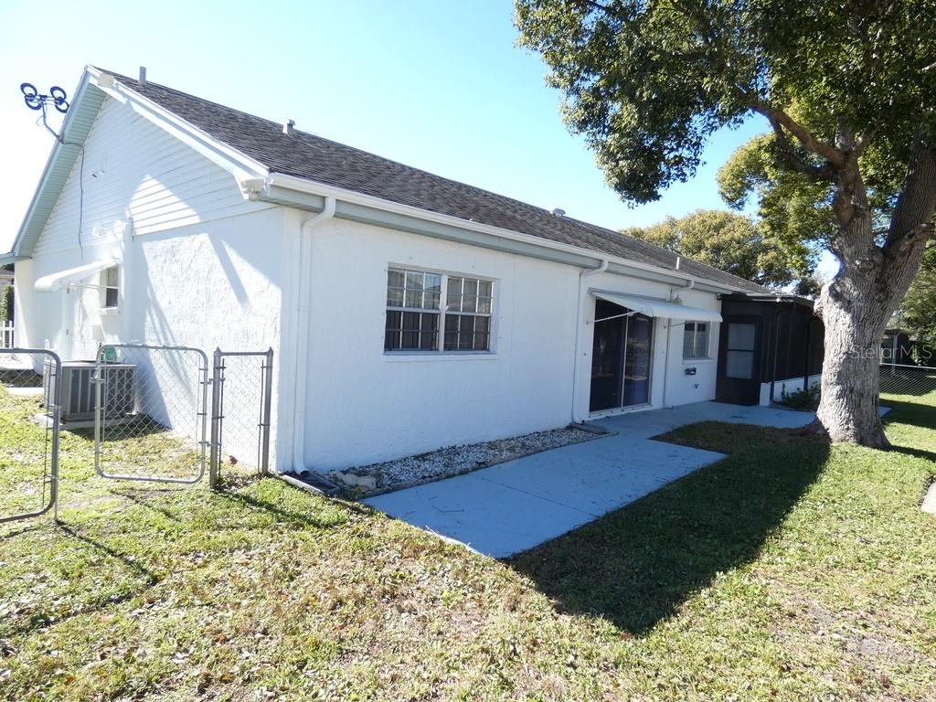 8811 Shoemaker Lane Hudson, FL 34667 - Photo 29 of 34