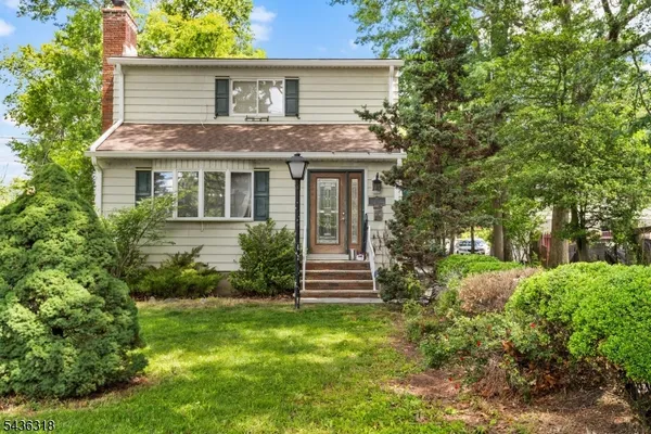 $525,000 | 581 Eagle Rock Avenue, West Orange, NJ 07052