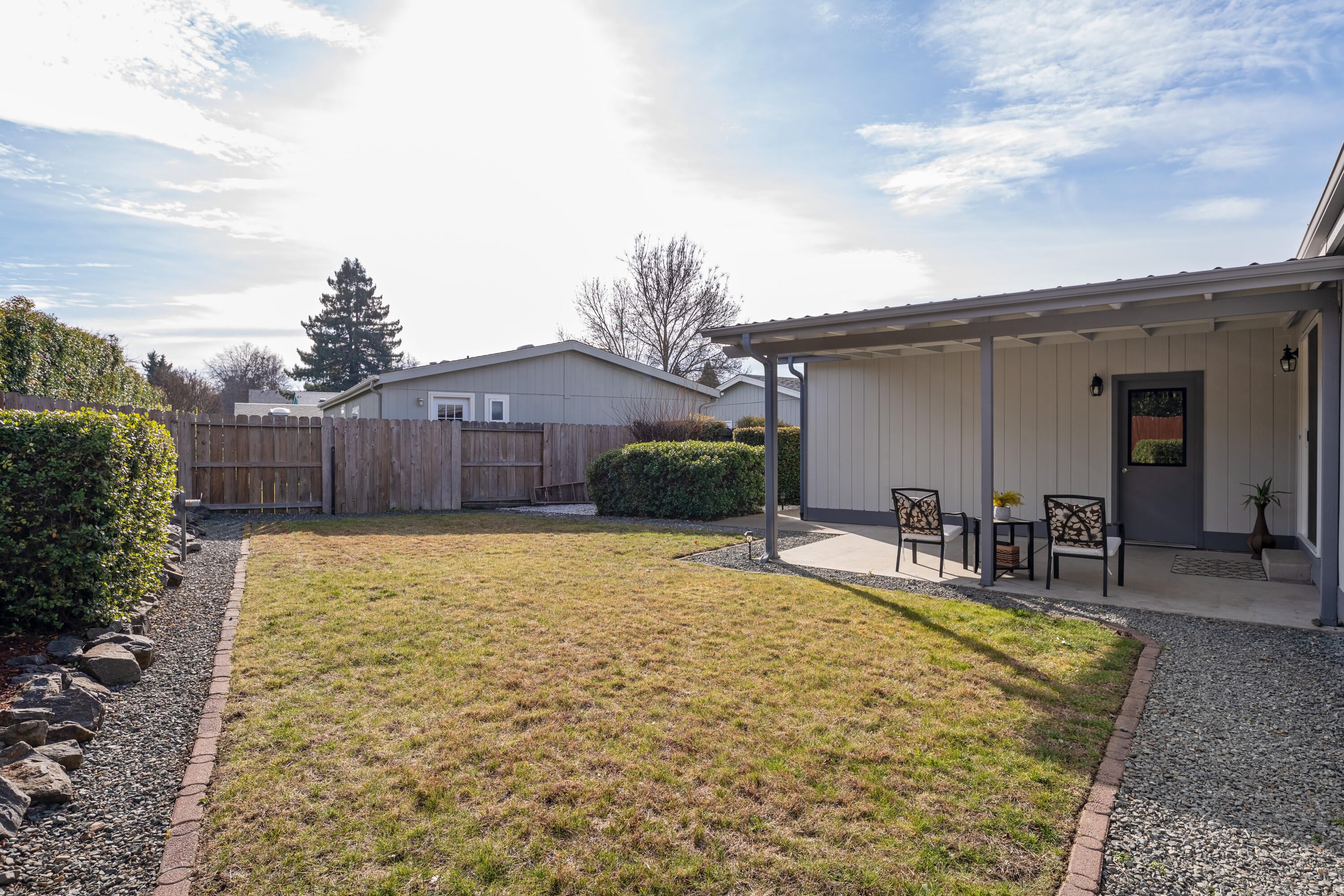 555 Freeman Road, Unit 73 Central Point, OR 97502 - Photo 23 of 33 Freeman023