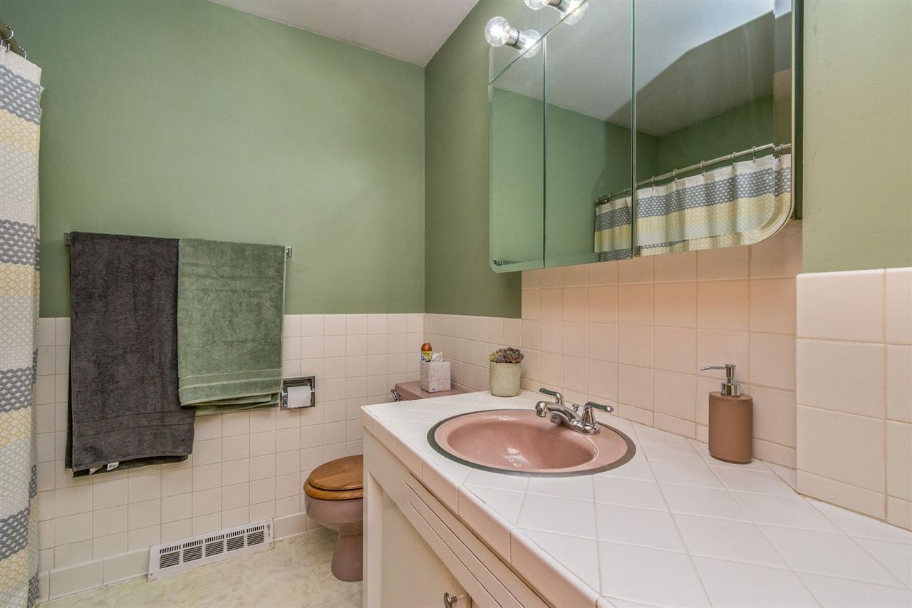 396 Red Fox Road Southeast Cedar Rapids, IA 52403 - Photo 12 of 27 Gallery Image 12