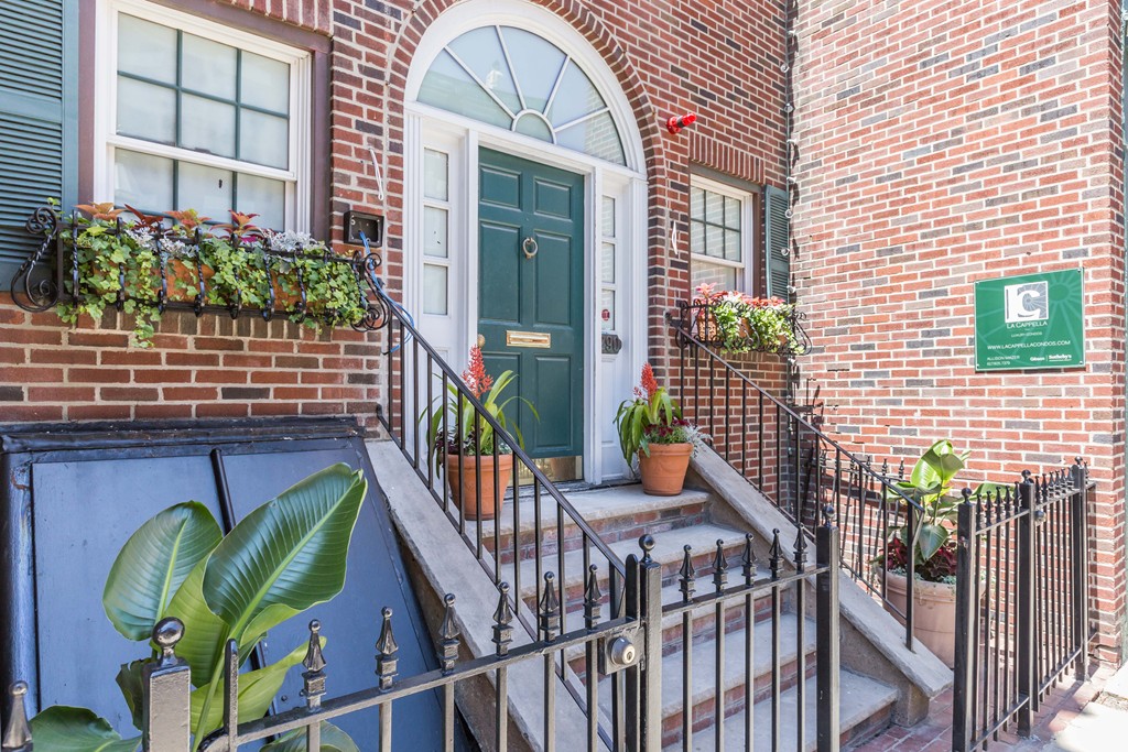 290 North Street, Unit 2 Boston, MA 02113 - Photo 1 of 8 a view of outdoor seating area