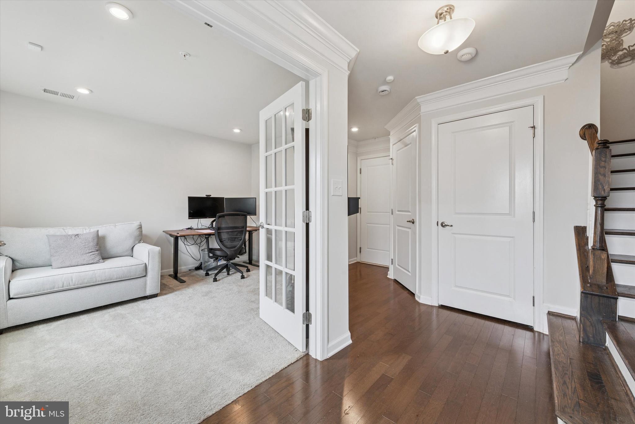515 Quarry Point Road Malvern, PA 19355 - Photo 3 of 25 a living room with furniture and a table