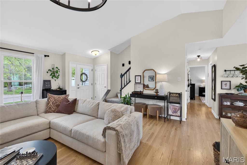 2564 Hidden Meadow Lane Ballwin, MO 63021 - Photo 5 of 20