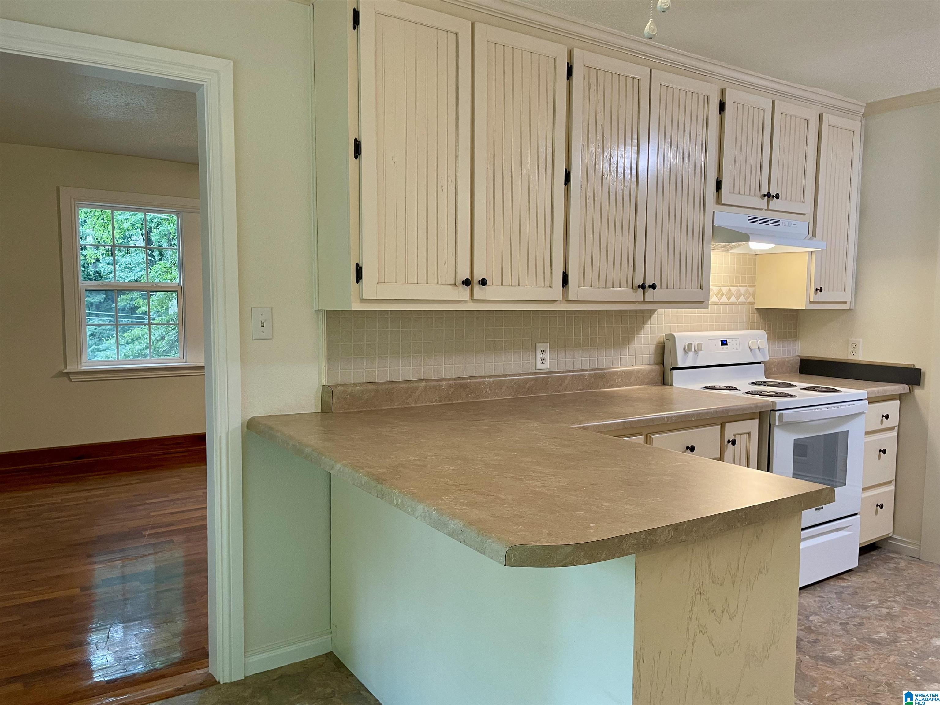 658 Odum Road Gardendale, AL 35071 - Photo 9 of 33