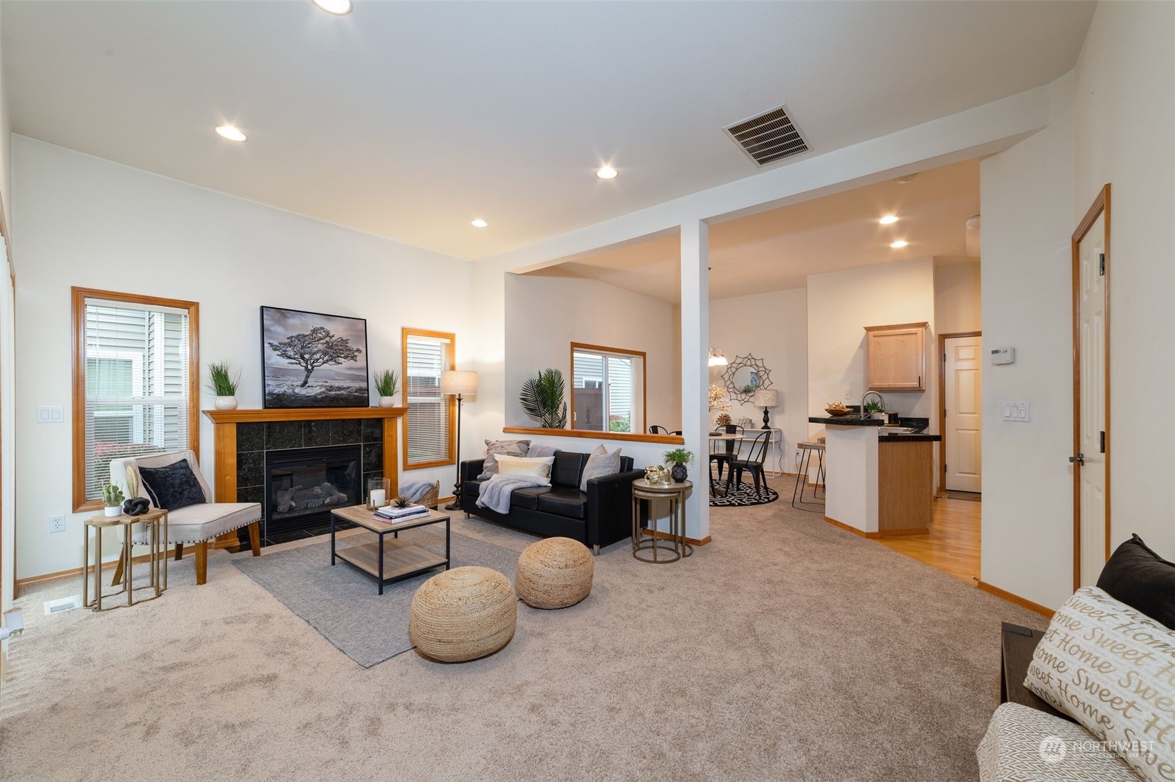 18951 108th Lane Southeast Renton, WA 98055 - Photo 7 of 16 Gallery Image 7