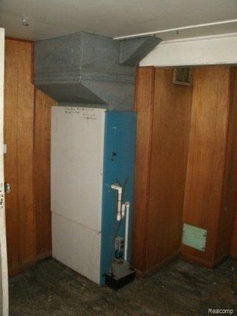 77 Leroy Street River Rouge, MI 48218 - Photo 20 of 25 20-BASEMENT 1.JPG