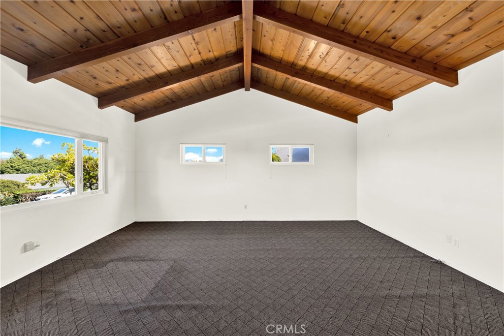 3485 Ridgecrest Drive Carlsbad, CA 92008 - Photo 10 of 74 Gallery Image 10