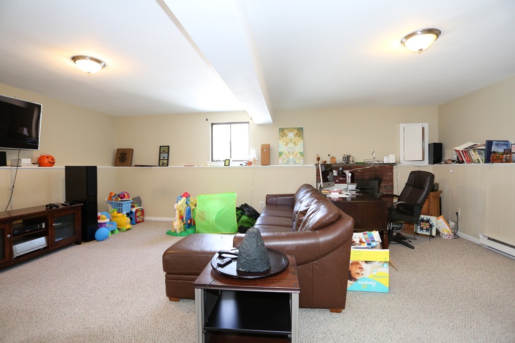 29 Pierce Street Hudson, MA 01749 - Photo 13 of 16 Gallery Image 13