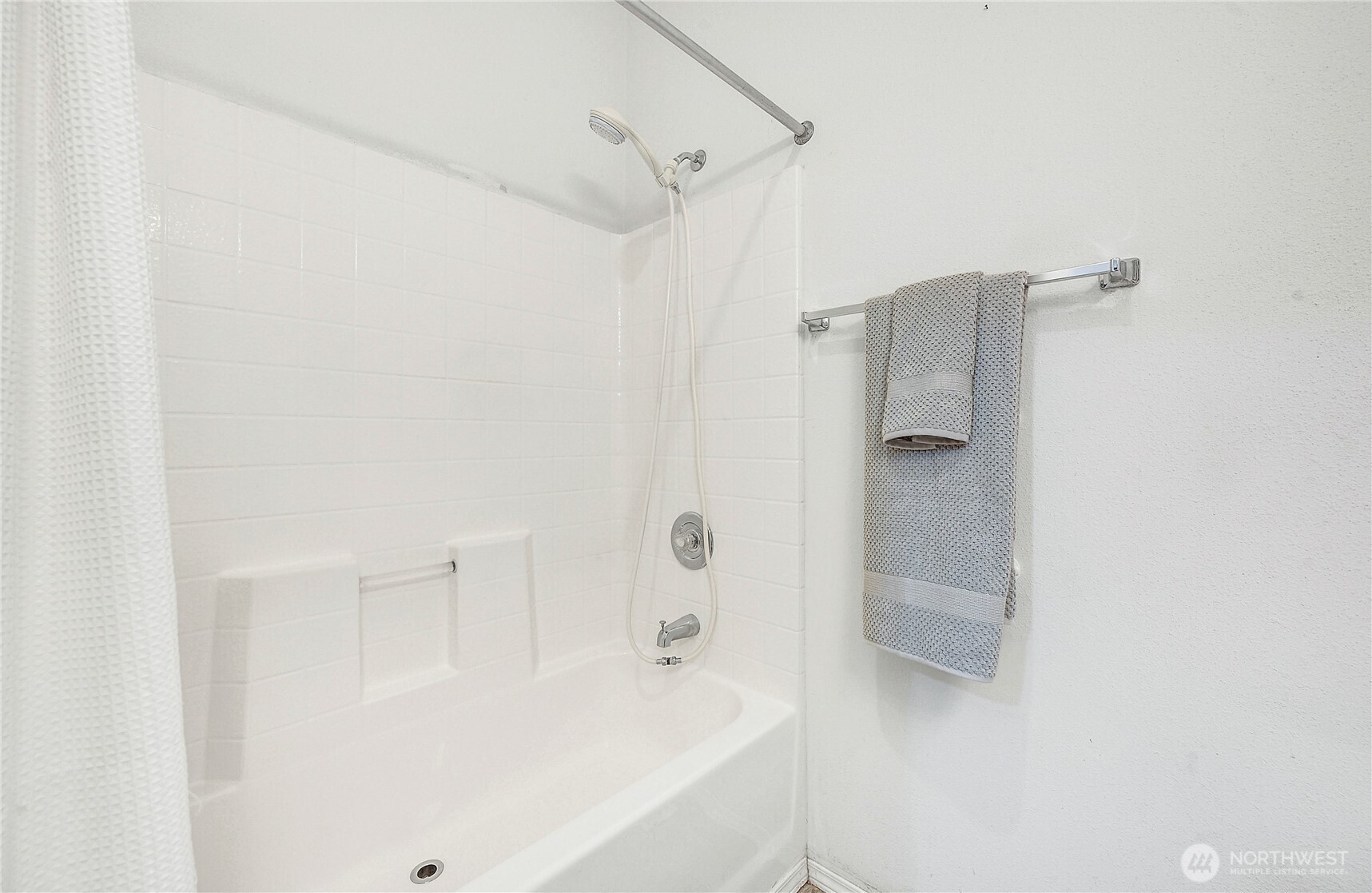 2399 Highland Loop Port Townsend, WA 98368 - Photo 15 of 31 a bathroom with a bathtub and shower
