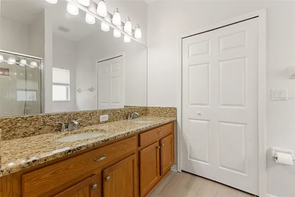 $304,999 | 1005 Crystal Carbon Way, Valrico, FL 33594