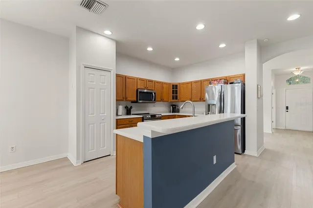 $329,999 | 1005 Crystal Carbon Way, Valrico, FL 33594