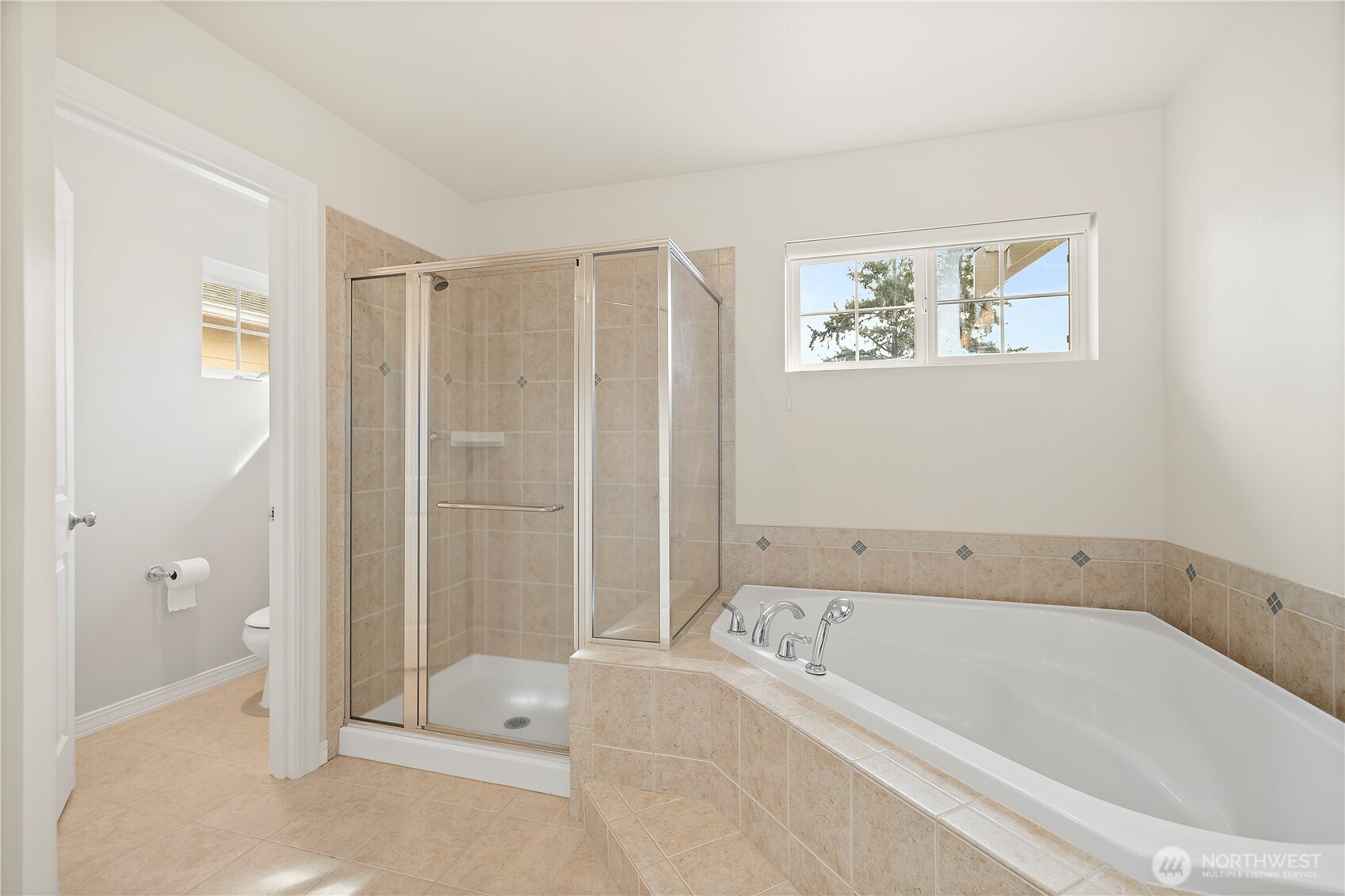 4610 Northeast 1st Court Renton, WA 98059 - Photo 21 of 29