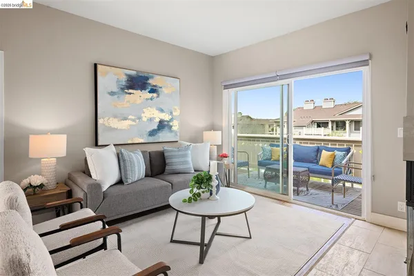 $499,000 | 220 Lakeshore Court, Richmond, CA 94804