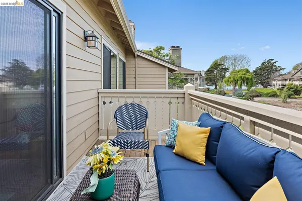 $499,000 | 220 Lakeshore Court, Richmond, CA 94804