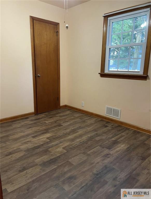 1601 West 7th Street Piscataway, NJ 08854 - Photo 5 of 14