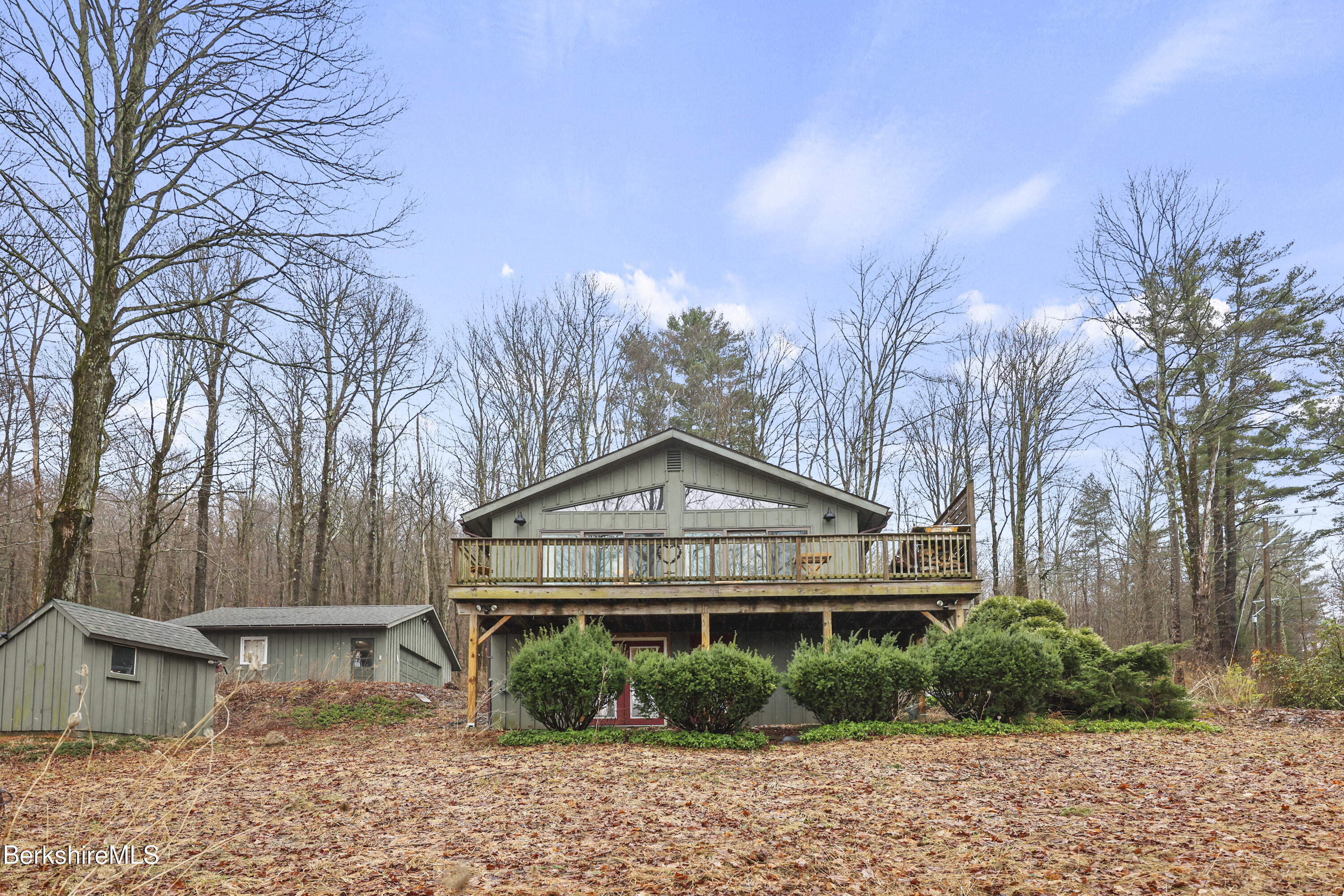 15 Reservoir Road Richmond, MA 01254 - Photo 3 of 36 5 Exterior Front