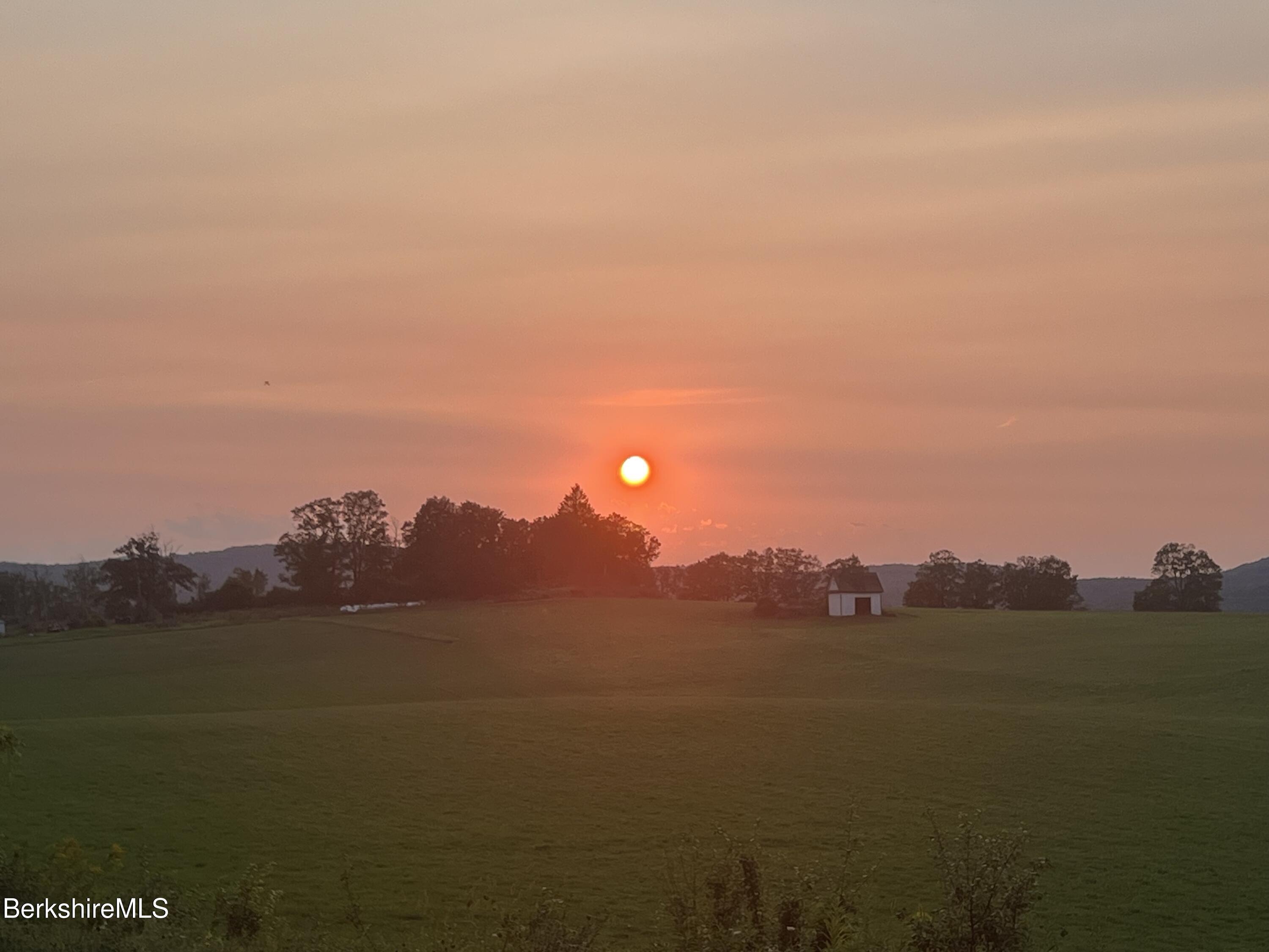 15 Reservoir Road Richmond, MA 01254 - Photo 36 of 36 15_sunrise_globe