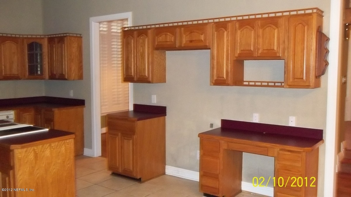 6087 Wells Road Macclenny, FL 32063 - Photo 5 of 38 Kitchen