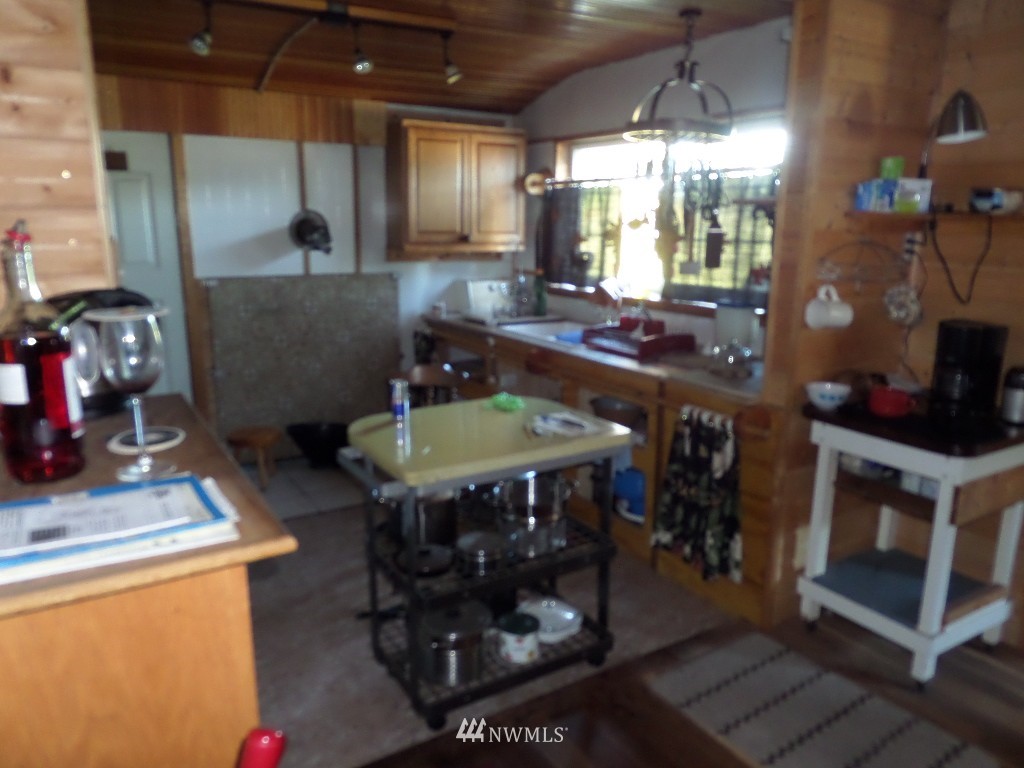 1761 Irondale Road Port Hadlock, WA 98339 - Photo 8 of 20 Gallery Image 8